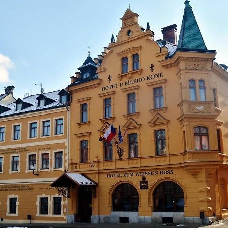 Hotel U Bileho Kone Loket Dış mekan fotoğraf