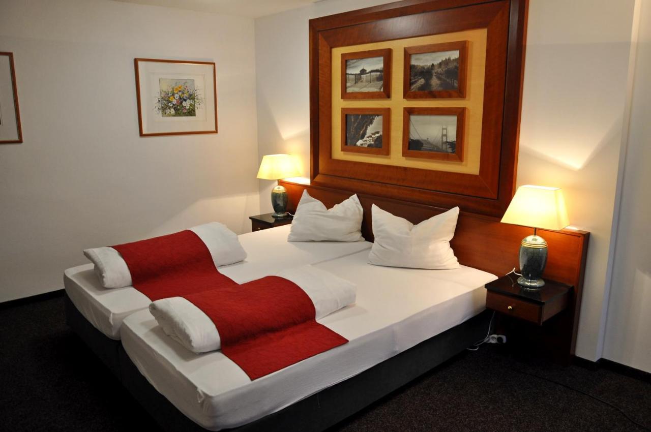 Hotel U Bileho Kone Loket Dış mekan fotoğraf
